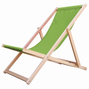 Drewniany leżak plażowy zielony